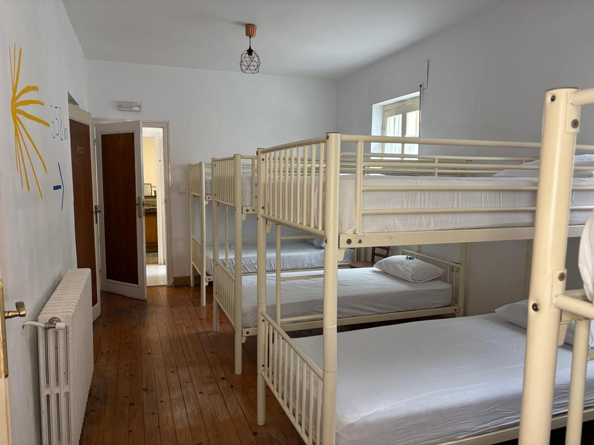La Casa Verde Albergue San Martín del Camino Eksteriør bilde